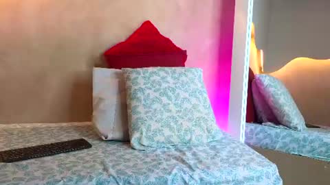 Snapshot of gingermoon_ chatting on 10, 7, 2026 Ginger online show from 10, 7, 2026