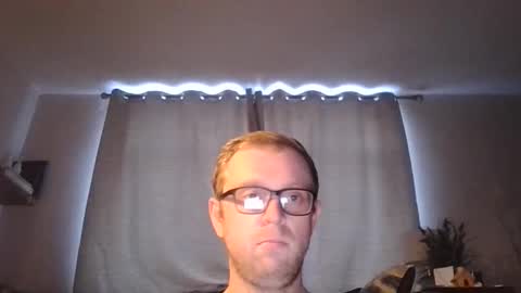 Snapshot of ginwood chatting on 11, 10, 2025 ginwood online show from 11, 10, 2025