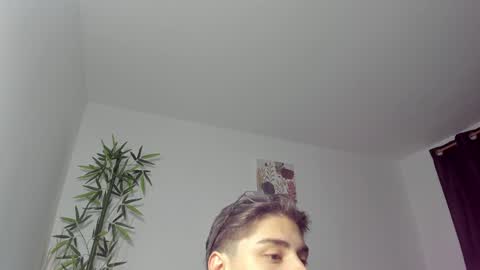 Snapshot of gio_russo chatting on 13, 1, 2025 GioRusso online show from 13, 1, 2025