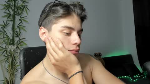 Snapshot of gio_russo chatting on 25, 1, 2025 GioRusso online show from 25, 1, 2025