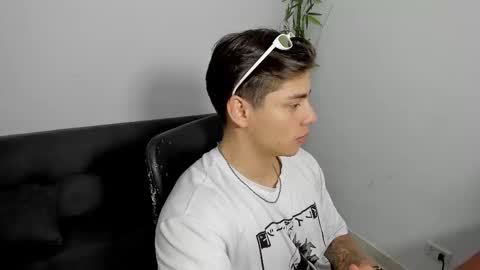 Snapshot of gio_russo chatting on 10, 3, 2025 GioRusso online show from 10, 3, 2025