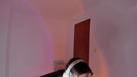 Snapshot of gio_russo chatting on 6, 1, 2026 GioRusso online show from 6, 1, 2026