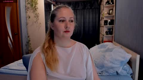  Lana  online show from 1, 4, 2026