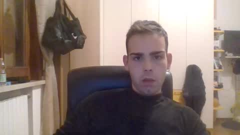 gionnylove online show from 4, 12, 2025