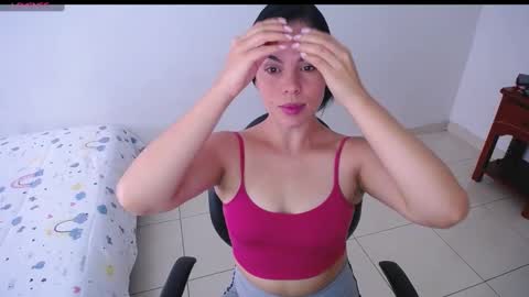 Snapshot of giorivera199 chatting on 25, 1, 2025 GIO RIVERA online show from 25, 1, 2025