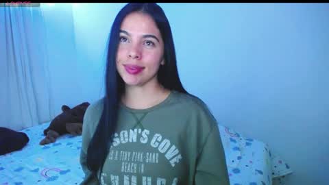 Snapshot of giorivera199 chatting on 6, 3, 2025 GIO RIVERA online show from 6, 3, 2025