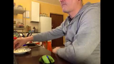 giovanni_1964 online show from 22, 12, 2024