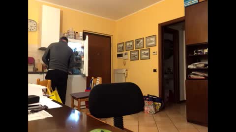 giovanni_1964 online show from 12, 4, 2026