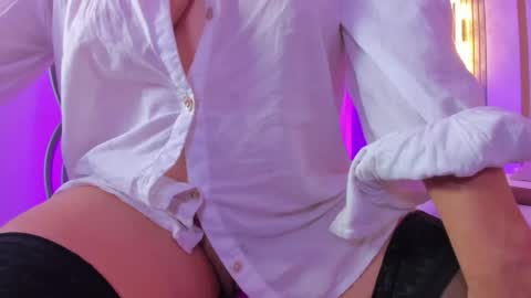 G I S E P L A online show from 15, 4, 2026