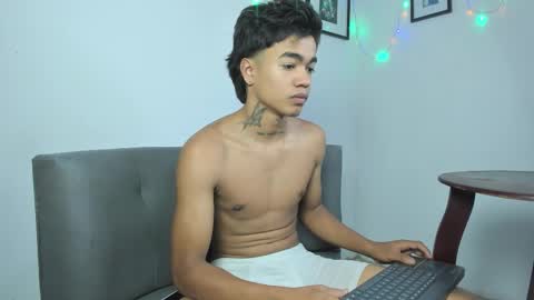 Snapshot of giraldo_giraldo chatting on 22, 9, 2025 Giraldo online show from 22, 9, 2025