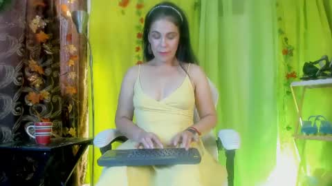 Girasol Walton online show from 1, 7, 2026