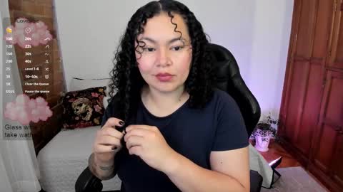 Snapshot of girl_inline chatting on 23, 2, 2025 girl_inline online show from 23, 2, 2025