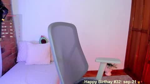 Snapshot of girl_inline chatting on 9, 9, 2025 girl_inline online show from 9, 9, 2025