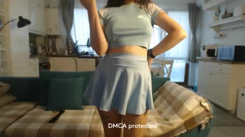 Girlfriend online show from 13, 9, 2025