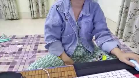 Snapshot of girlhanoi chatting on 22, 10, 2025 girlhanoi online show from 22, 10, 2025