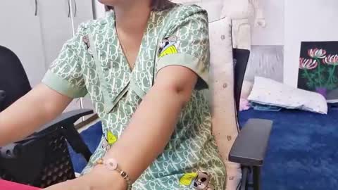 Snapshot of girlhanoi chatting on 7, 11, 2025 girlhanoi online show from 7, 11, 2025