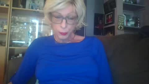 Snapshot of girlinrock chatting on 4, 6, 2026 Girlinrock online show from 4, 6, 2026