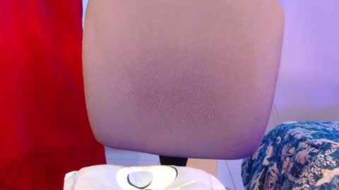 Snapshot of girlredkush chatting on 4, 12, 2024 Ann online show from 4, 12, 2024