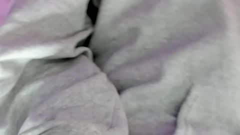 Maze    Thumbs up online show from 3, 3, 2026