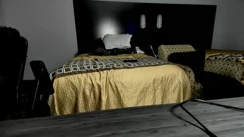 Girth online show from 8, 2, 2025