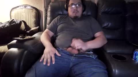 Snapshot of girthysausage904344 chatting on 12, 3, 2025 GirthySausage online show from 12, 3, 2025