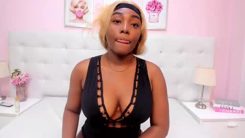 Snapshot of giseljassper chatting on 9, 2, 2025 GISEL online show from 9, 2, 2025