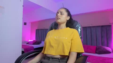 GISELLE ROLDAN online show from 24, 2, 2026