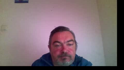 Snapshot of gismo1973 chatting on 27, 10, 2025 German Little Dick online show from 27, 10, 2025