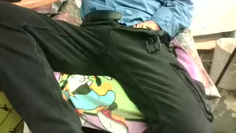 giulio__35 online show from 1, 2, 2025