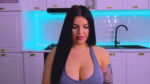 Giulia online show from 16, 3, 2026