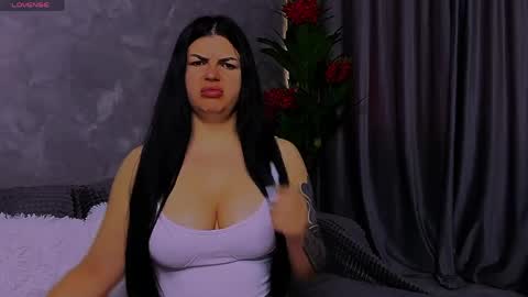 Giulia online show from 27, 5, 2026