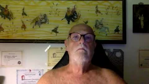 Snapshot of giutomma930394 chatting on 8, 7, 2026 giutomma930394 online show from 8, 7, 2026