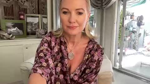 Gl1tter Barbie online show from 5, 7, 2026