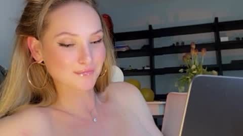 glammiss online show from 1, 5, 2026