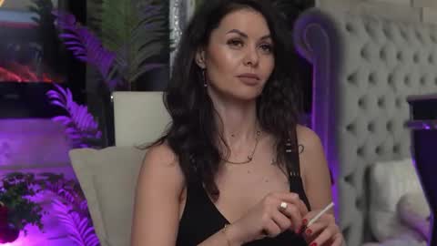 CharmingMom online show from 7, 1, 2026