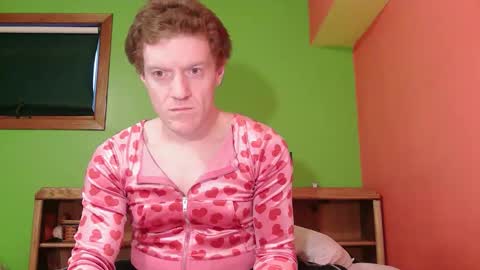 glam trans goddess online show from 24, 2, 2026