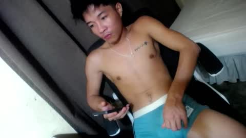 Snapshot of glenndou_daxs chatting on 10, 10, 2025 glenndou_daxs online show from 10, 10, 2025