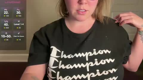 Snapshot of glitterkitty_108 chatting on 17, 1, 2025 GlitterKitty 108 online show from 17, 1, 2025