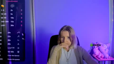 Snapshot of gloria_bubble chatting on 15, 10, 2025 your dream online show from 15, 10, 2025