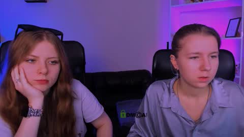 Snapshot of gloria_bubble chatting on 6, 11, 2025 your dream online show from 6, 11, 2025