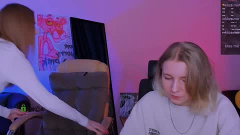 Snapshot of gloria_bubble chatting on 7, 11, 2025 your dream online show from 7, 11, 2025