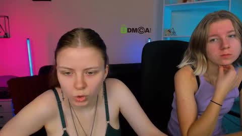 Snapshot of gloria_bubble chatting on 16, 11, 2025 your dream online show from 16, 11, 2025