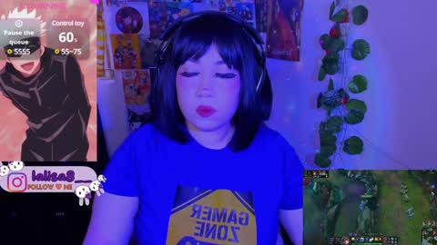 Snapshot of gloriette__ chatting on 21, 12, 2024 LALISA online show from 21, 12, 2024