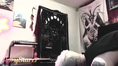 Glory Starrr online show from 28, 4, 2026