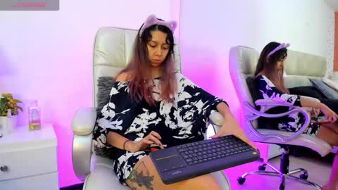 Lilith online show from 4, 2, 2026