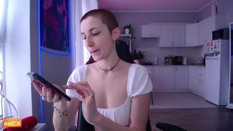 Snapshot of goddess_elpisfoxter chatting on 28, 5, 2026 Elpis Foxter online show from 28, 5, 2026