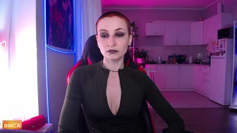 Snapshot of goddess_elpisfoxter chatting on 3, 6, 2026 Elpis Foxter online show from 3, 6, 2026