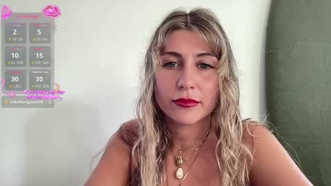 GoddessDove online show from 15, 4, 2026