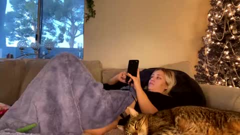 GoddessMayvn online show from 6, 1, 2025