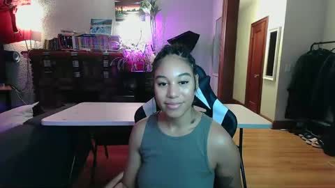 Snapshot of goddesstinaruiz chatting on 23, 1, 2025 Goddess Tina 3 online show from 23, 1, 2025